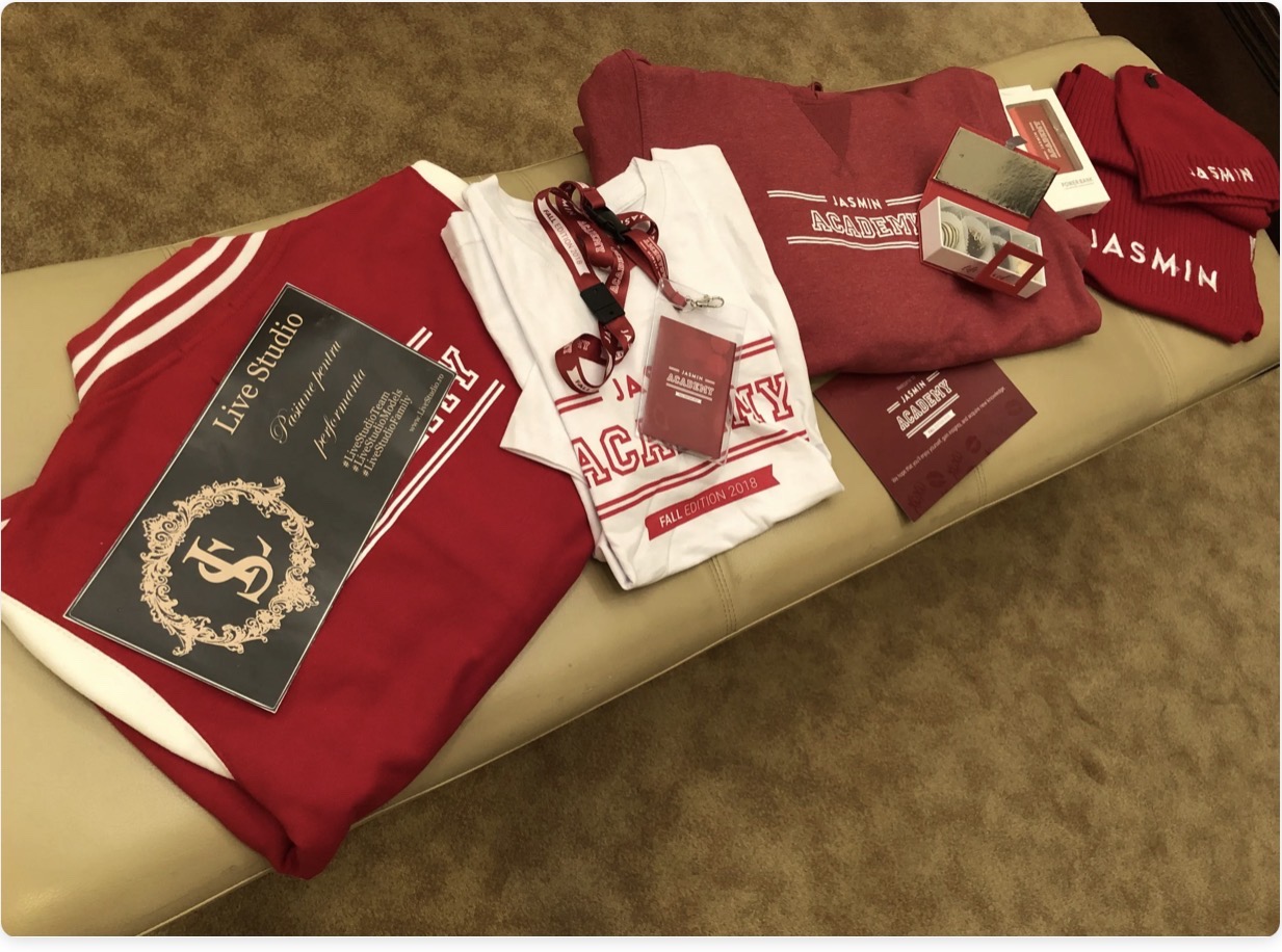 Academie și training